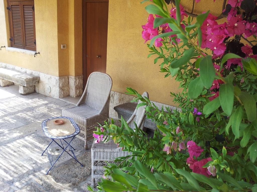 Villa Carcano Trani Pokój zdjęcie