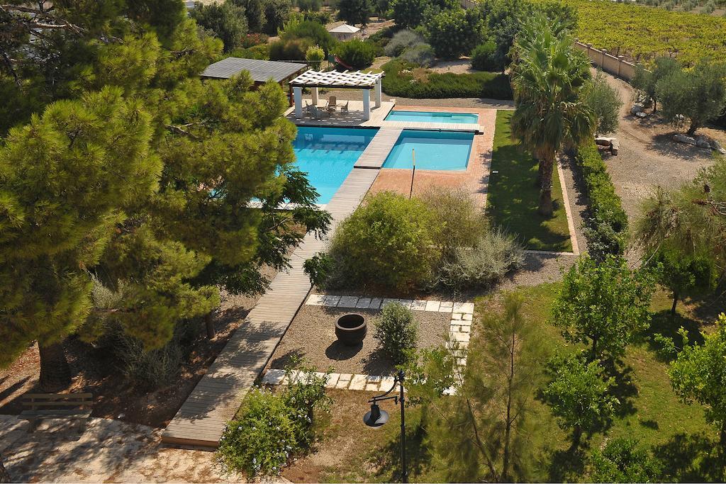 Villa Carcano Trani Zewnętrze zdjęcie