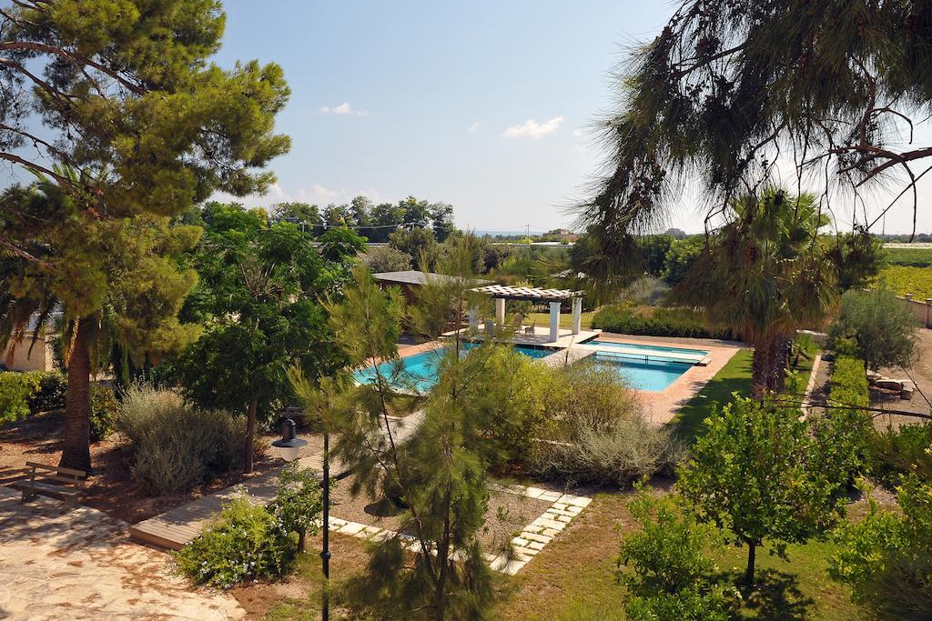 Villa Carcano Trani Zewnętrze zdjęcie